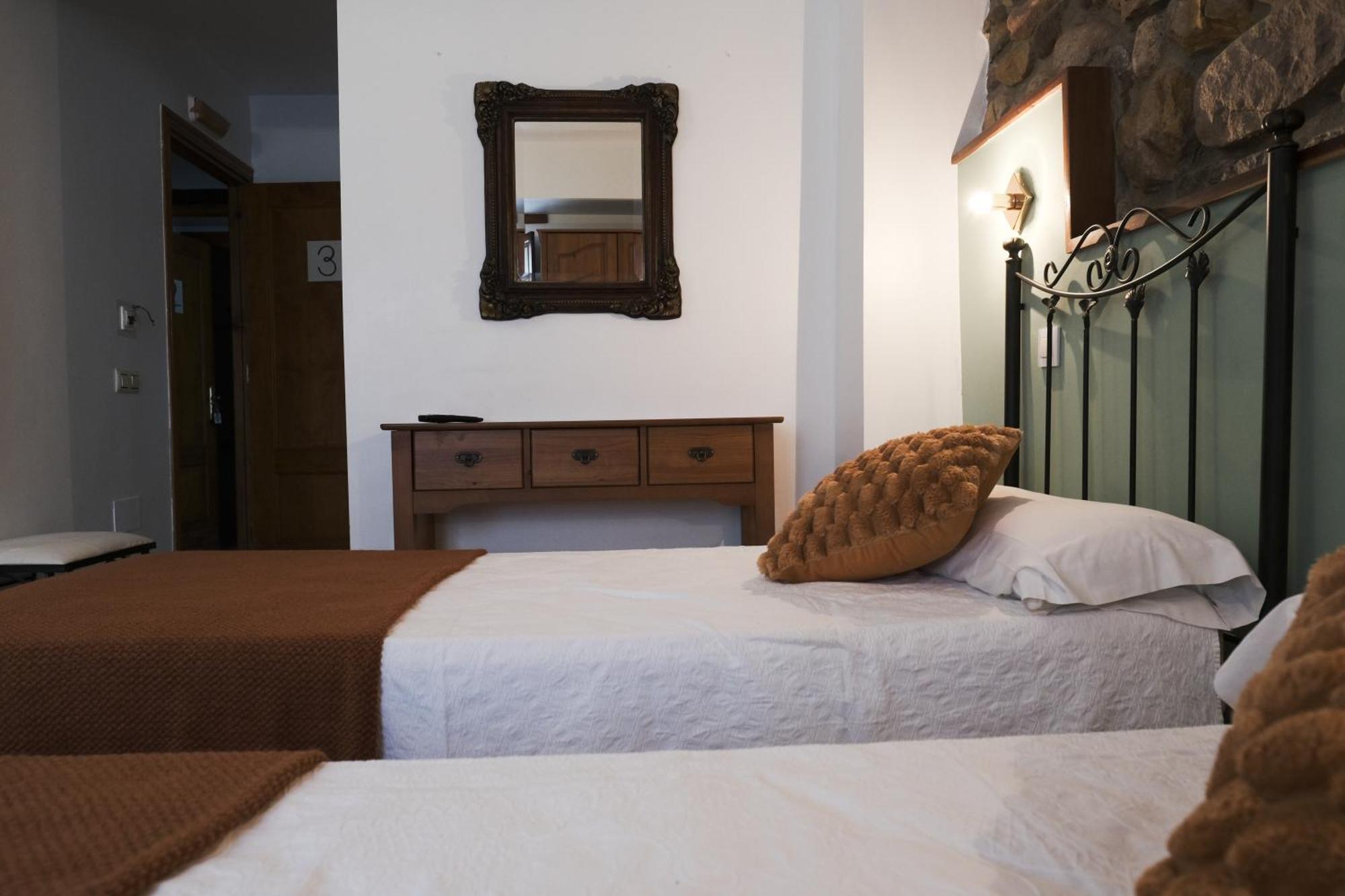 Posada La Estela De Barros Corrales De Buelna Zewnętrze zdjęcie