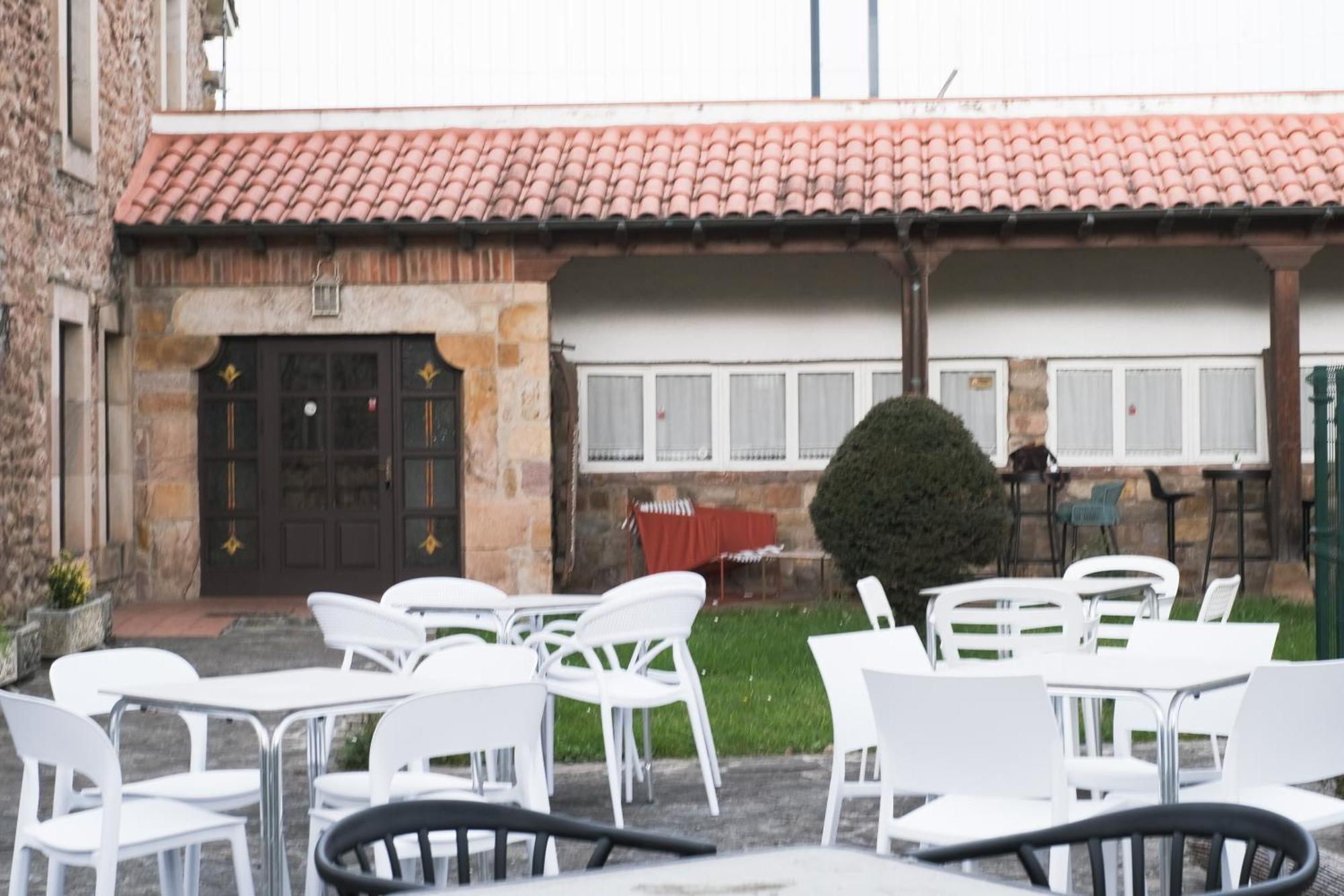 Posada La Estela De Barros Corrales De Buelna Zewnętrze zdjęcie