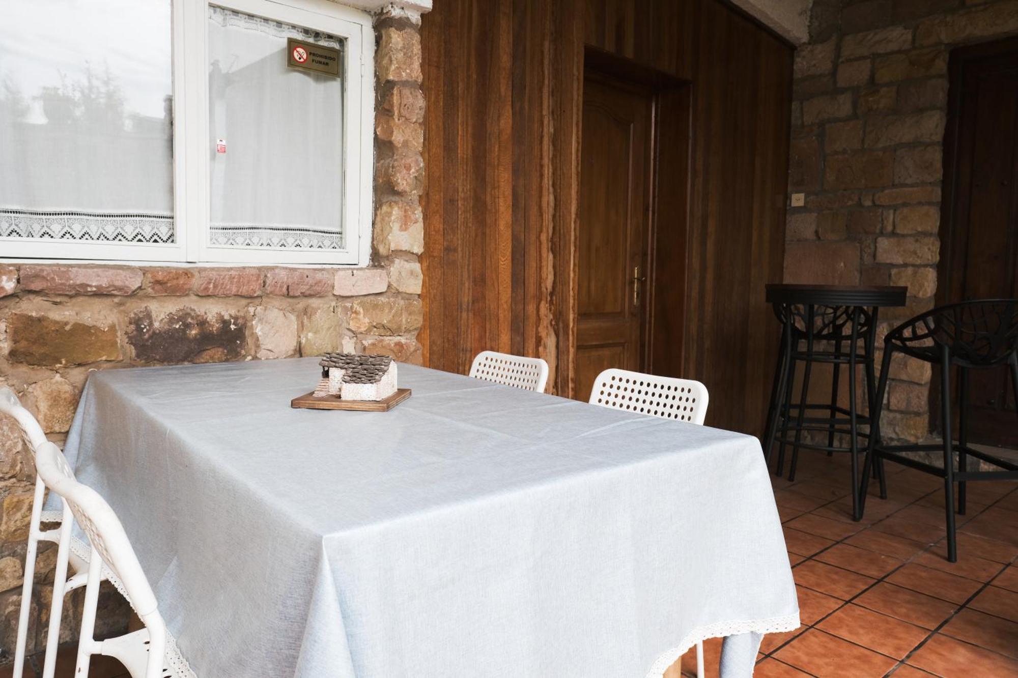 Posada La Estela De Barros Corrales De Buelna Zewnętrze zdjęcie